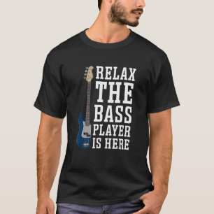 Entspannen Sie sich beim Bass Player in der Gitarr T-Shirt