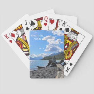 Entspannen Sie sich im Driftwood Log Shore Lake Ke Spielkarten