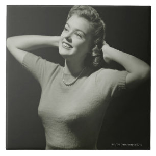 Entspannende Frau Fliese