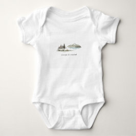 Entspannung pur – Minimalistischer weißer Hoodie Baby Strampler