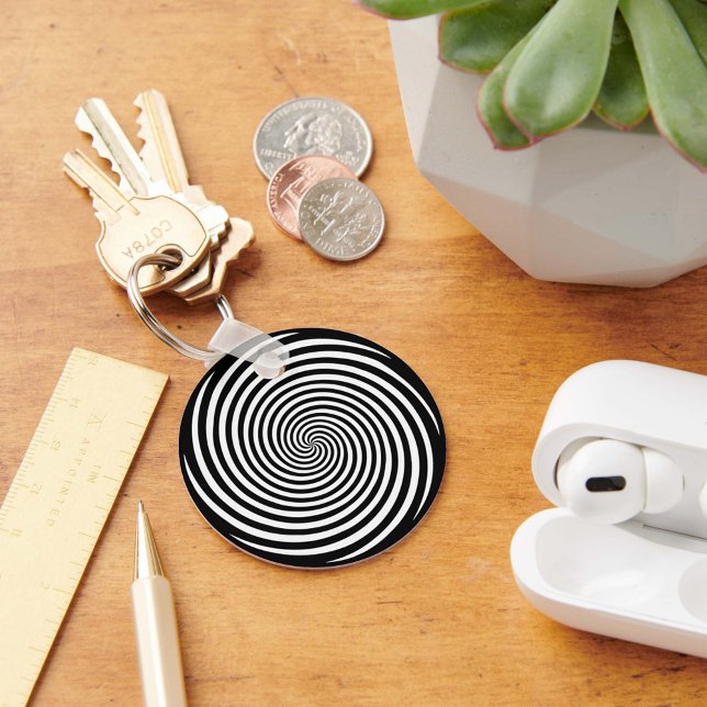 Entsperren Sie den Zauber der Hypnose Schlüsselanhänger (Take your keys on a trippy ride with our black and white Hypnosis spiral key chain.)