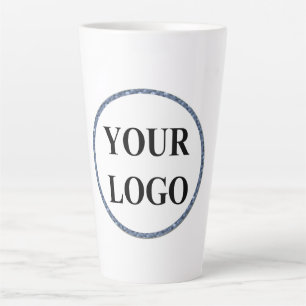 Entwerfen Sie Ihren eigenen Sake und machen Sie es Milchtasse