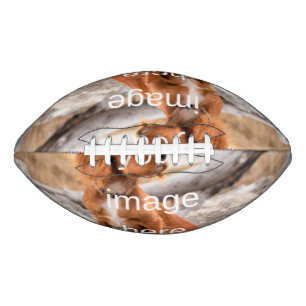 ENTWICKELN SIE IHRE EIGENE FOOTBALL