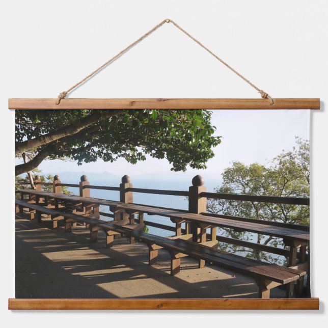 Entworfen mit einem Foto von Südkorea, Horizont Wandteppich Mit Holzrahmen (Vorne)