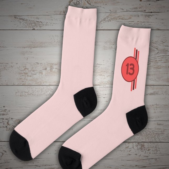 Entwurf 13 in rot auf Korallenrot mit Streifen Socken (Von Creator hochgeladen)