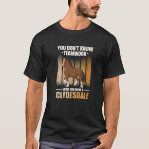 Entwurf einer Pferdezucht für einen Clydesdale-Rei T-Shirt