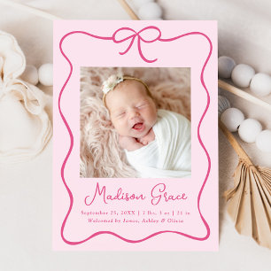 Entzückende rosa Schleife Baby Mädchen Foto Geburt Ankündigung