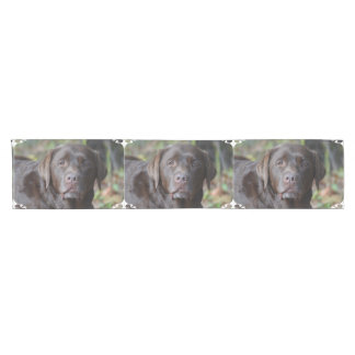 Entzückende Schokolade Labrador retriever Kurzer Tischläufer