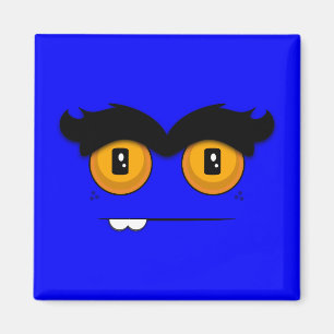 Entzückendes Unibrow Monster mit einem Overbite Magnet