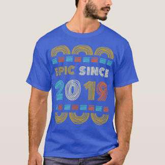 Epic Seit 2019 Geburtstagsgeschenk Familie BbayGif T-Shirt