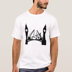 Epische Brückenkonstruktion zwischen Londoner Uhrt T-Shirt