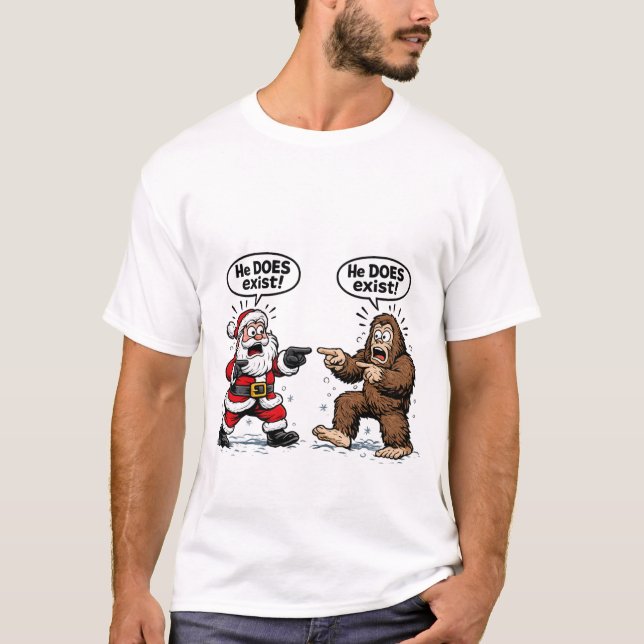 Er existiert! Santa & Bigfoot T-Shirt (Vorderseite)