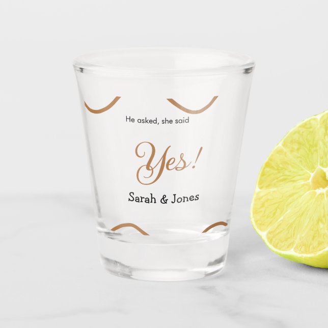Er fragte sie sagte ja Verlobung einfach minimal  Schnapsglas (Vorderseite)