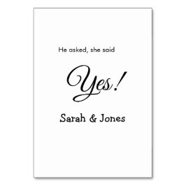 Er fragte, sie sagte ja Verlobung einfach minimal Tischnummer