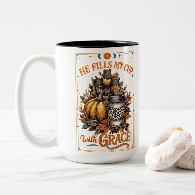 Er füllt meinen Cup.. Zweifarbige Tasse (Mit Donut)