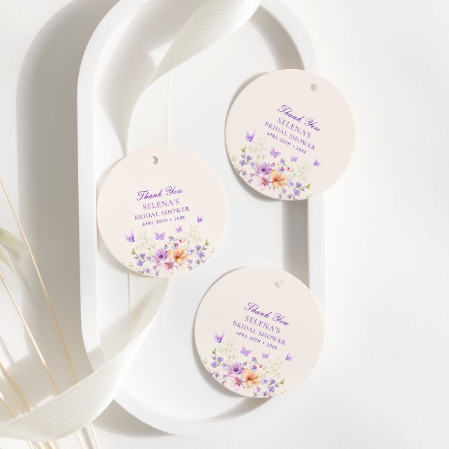 Er gibt Lila Schmetterlinge Danke Bridal Showe Geschenkanhänger (Von Creator hochgeladen)