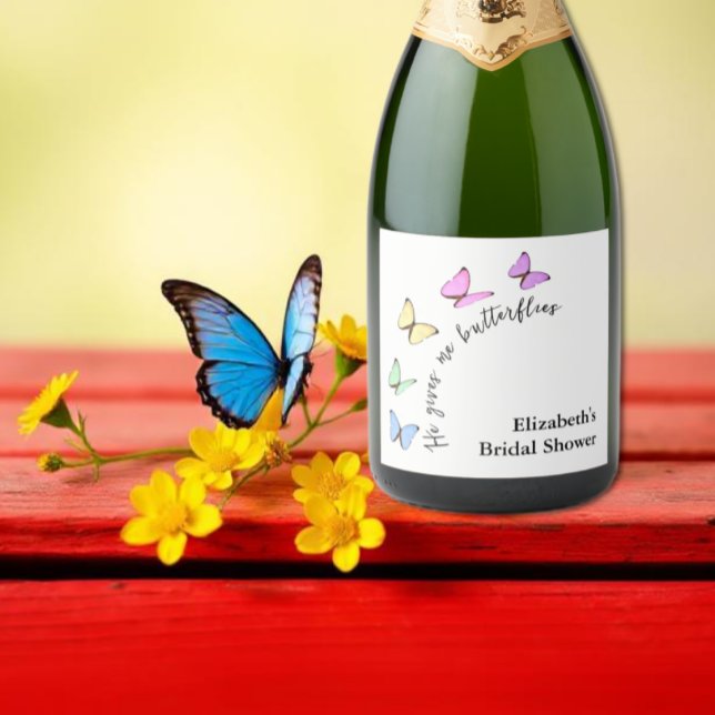 Er gibt mir Schmetterlinge Brautparty (Von Creator hochgeladen)