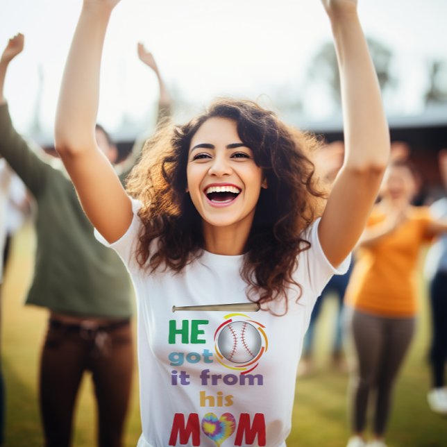 Er Got es von seiner Mama, Baseball Fan Mama T-Shirt (He Got It From His Mom Tshirt)