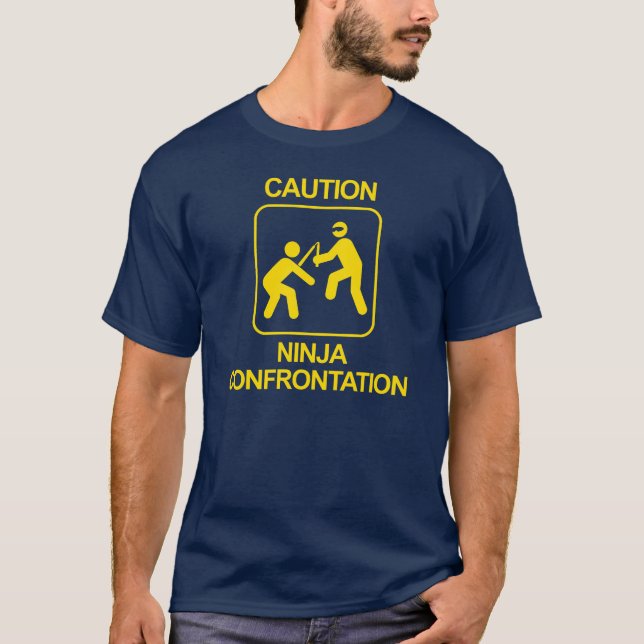 Er ist ein NINJA! T-Shirt (Vorderseite)