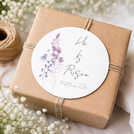 Er ist Lila Blumenschrift Religiöse Ostern Runder Aufkleber