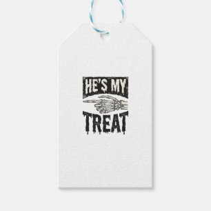 Er ist mein Leckerli-Skelett-Hand-Halloween-Shirt- Geschenkanhänger