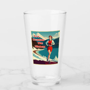 Er putzt die Küche Sassy Runner Glas