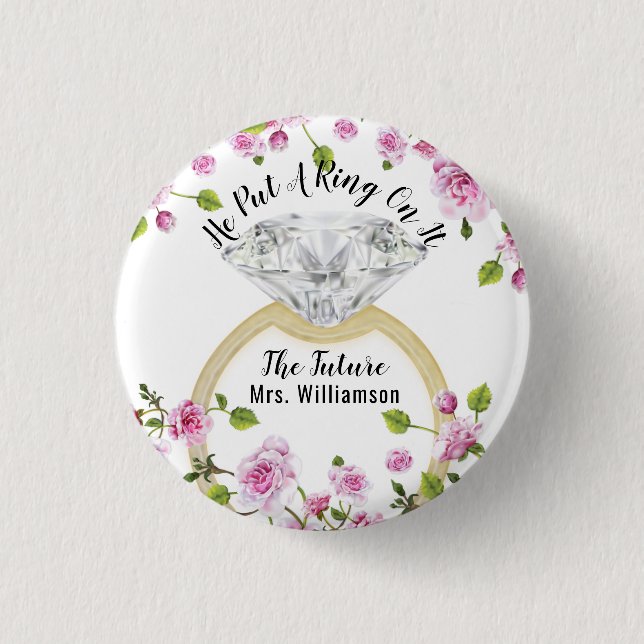 Er setzte einen Ring auf die moderne Diamantflora Button (Vorderseite)