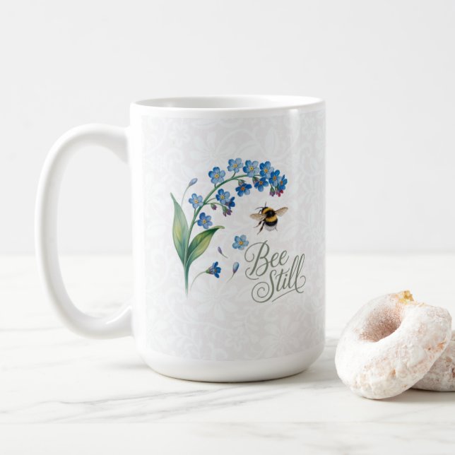 Erbe |  Bee Still – Botanische Blumendarstellung Kaffeetasse (Mit Donut)