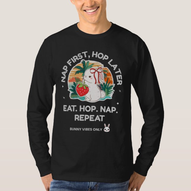 Erdbeer-Traum-Hase T-Shirt (Vorderseite)