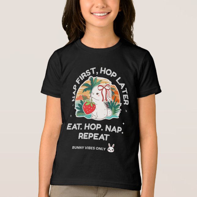 Erdbeer-Traum-Hase Tri-Blend Shirt (Vorderseite)