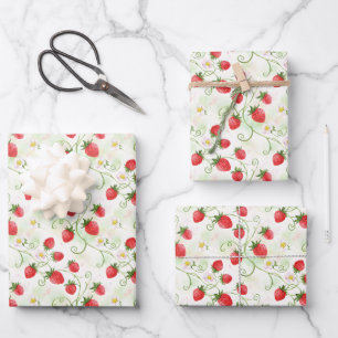Erdbeerblüten und -beeren im Aquarellstil Geschenkpapier Set
