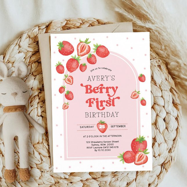 Erdbeere Erster Geburtstag Rot Boho Bogen Einladung (Von Creator hochgeladen)