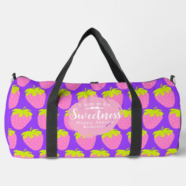 Erdbeere Lila Duffle Bag (Vorderseite)