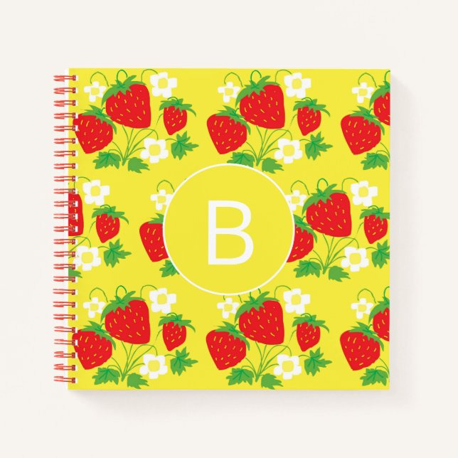 Erdbeere und Blume Gelbes Muster Monogrammiert Notizbuch (Vorderseite)