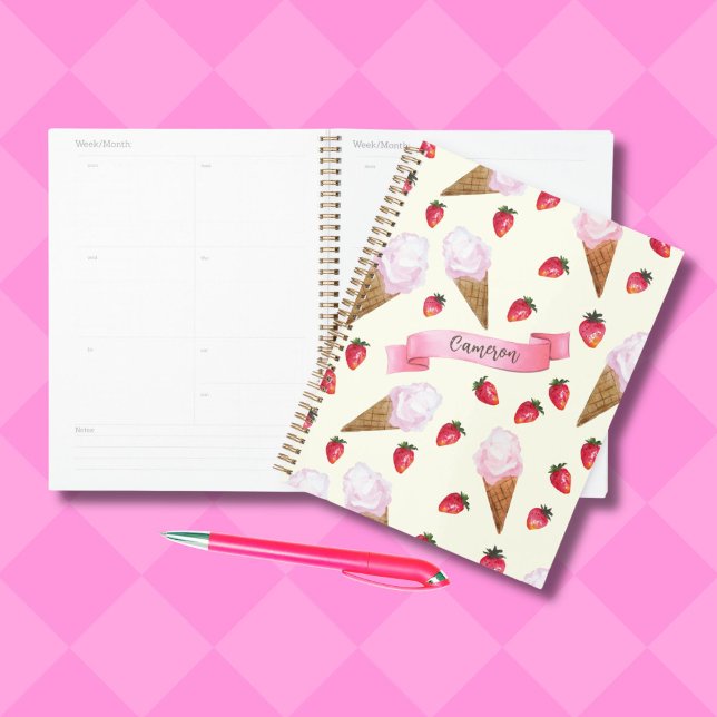 Erdbeereis Niedlich Personalisierte, handGezeichne Planer (This girly personalized ice cream planner makes it a pleasure to get organized!)