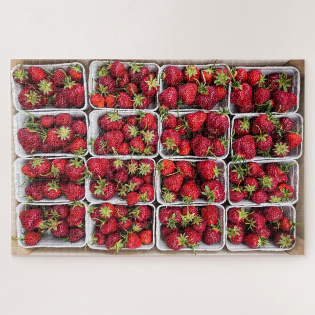 Erdbeeren auf dem Bauernmarkt im Container Puzzle (Horizontal)