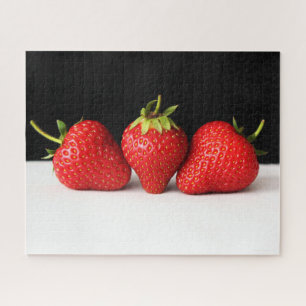Erdbeeren auf schwarz-weiß 16x20 520pc jpcna puzzle