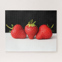 Erdbeeren auf schwarz-weiß 16x20 520pc jpcnm