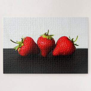Erdbeeren auf Weiß über Schwarz 20x30 1014pc jpcn Puzzle