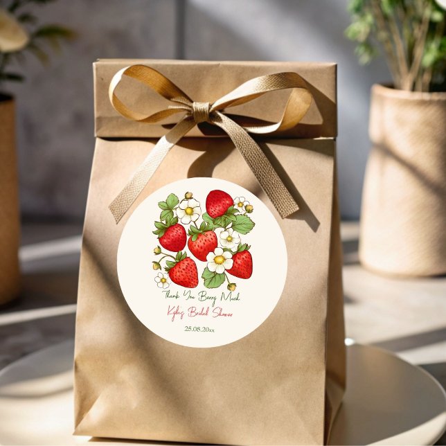 Erdbeeren aus Berry, Süßfrüchte, Erdbeere Brautpar Runder Aufkleber (Berry sweet fruit summer strawberry bridal shower thank you favor stickers strawberry stickers)