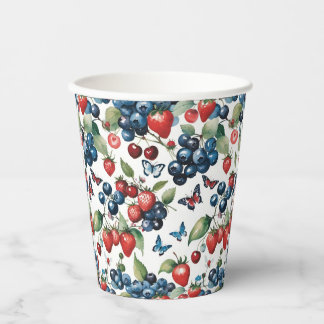 Erdbeeren mit Blaubeeren und Schmetterlingen Pappbecher