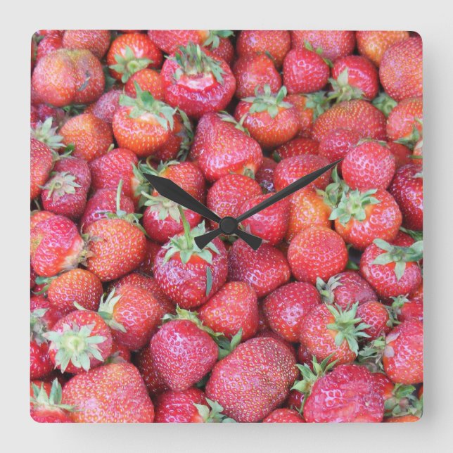 Erdbeeren Quadratische Wanduhr (Vorderseite)