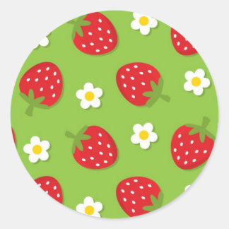 Erdbeeren und Milcherzeugnisse auf Grün (2) Runder Aufkleber