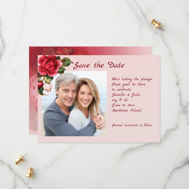 Erdbeeren und Rote Rosen Foto Save the Date (Vorderseite/Rückseite Beispiel)