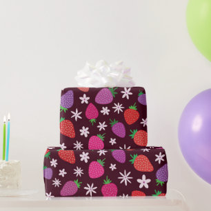 Erdbeeren und weiße Blumen Muster Geschenkpapier