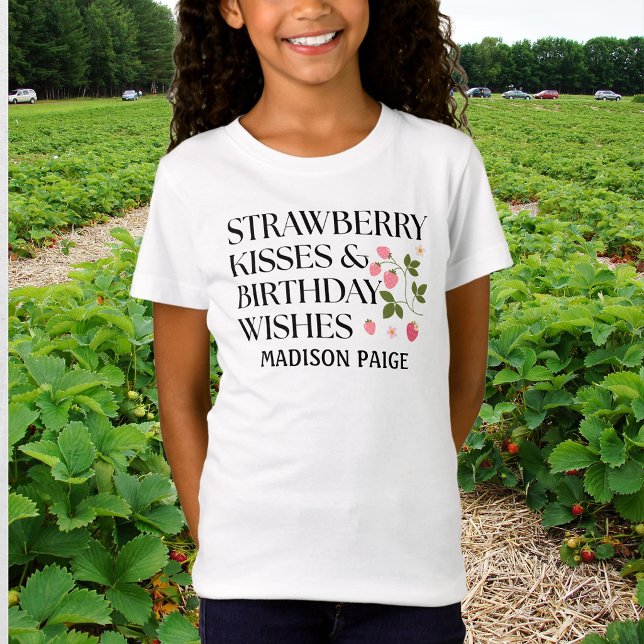 Erdbeerküsse Mädchen Geburtstagswünsche Rosa T-Shirt (Von Creator hochgeladen)