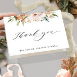 Erdblüten, Elegante Hochzeit geklappt Dankeskarte<br><div class="desc">Vielen Dank an Ihre Gäste mit einer schönen maßgeschneiderten Hochzeit danke Ihnen Karte! Design mit schönen Aquarelltönen, Blumendetails und modernen handgeschriebenen Kalligrafieelementen. Die Möglichkeit, die Vorder- und Rückseite mit jedem beliebigen Text zu personalisieren. Inside in leere, sodass Sie eine persönliche Nachricht zu einem späteren Zeitpunkt schreiben können, oder wenn Sie...</div>