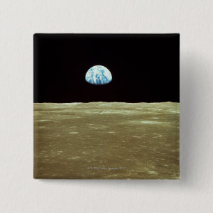 Erde, die über Mond steigt Button