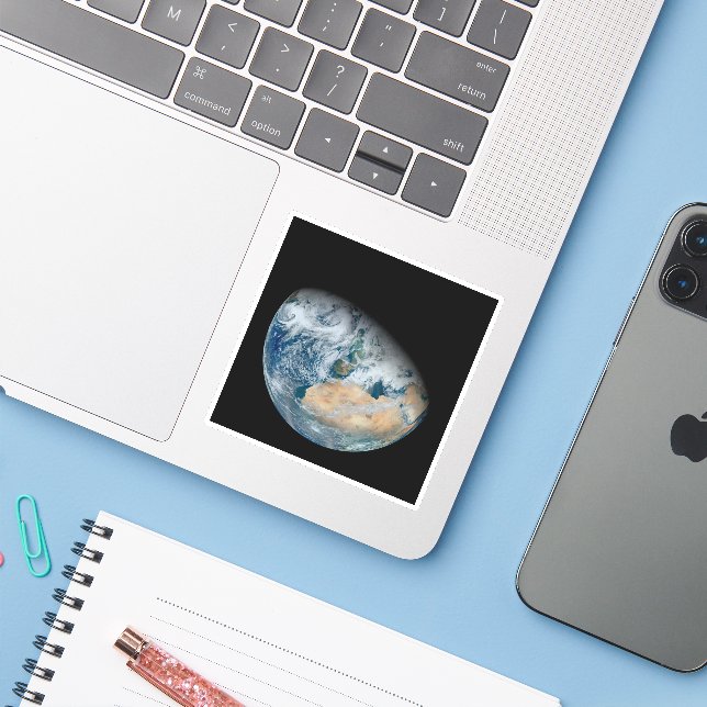 Erde mit Nordafrika und Südwesteuropa Aufkleber (Laptop mit iPhone)