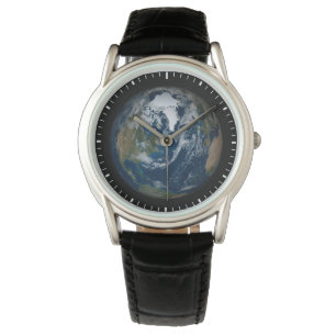 Erde mit Wolken und Meereis 2 Armbanduhr